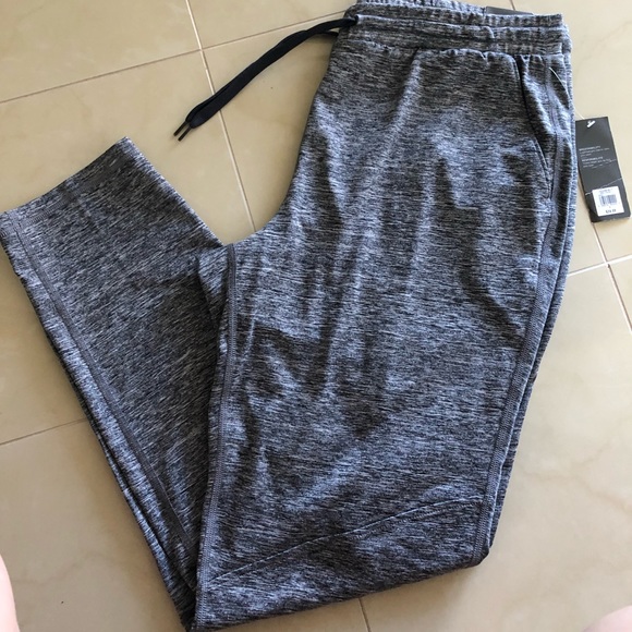 Old Navy Pants - Old Navy Active lightweight pants. Size Medium.